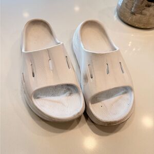 White Hoka ORA Recovery Slide 3